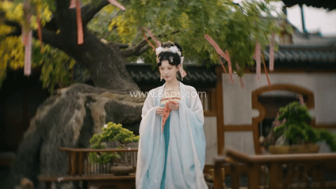 完蛋我被美女包围了2 第1张图