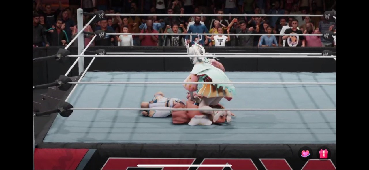 WWE 2K（铁柱热游）
