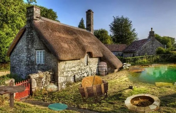 Beautiful Country House Escape（美丽的乡间别墅）
