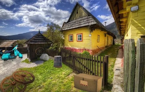 Beautiful Country House Escape（美丽的乡间别墅）