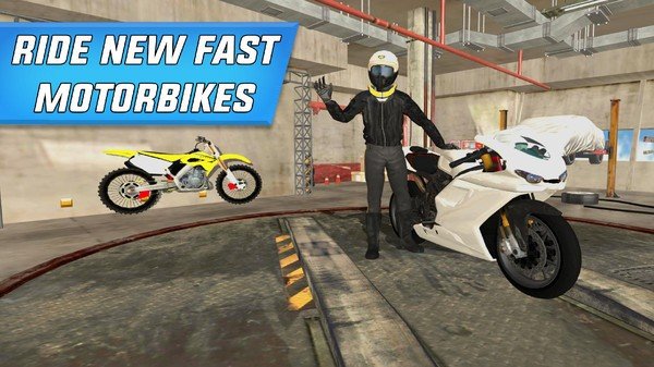 Police Bike Stunts Games（飞行特技摩托车赛）